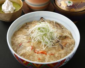 カニと湯葉のあんかけ丼